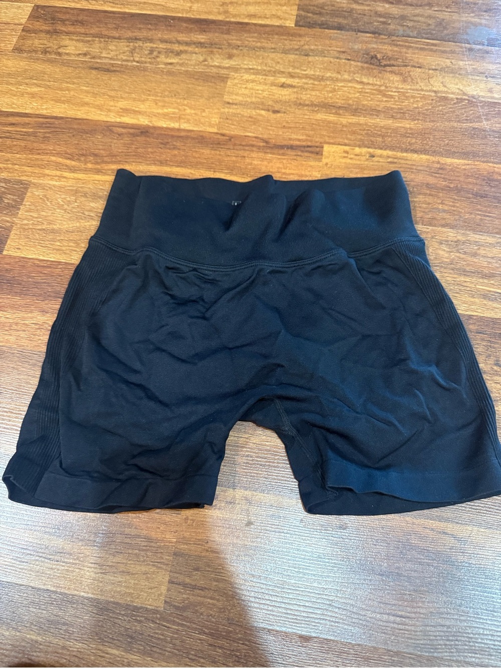Women’s Simple High-Waist Butt Lifting Active Shorts Size Large